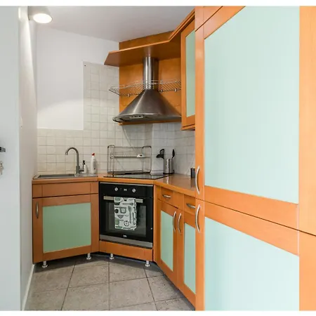 Ubytování v soukromí Earth - 15 Min To Old Town *