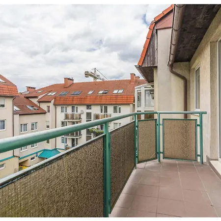 Stary Earth ホームステイ *