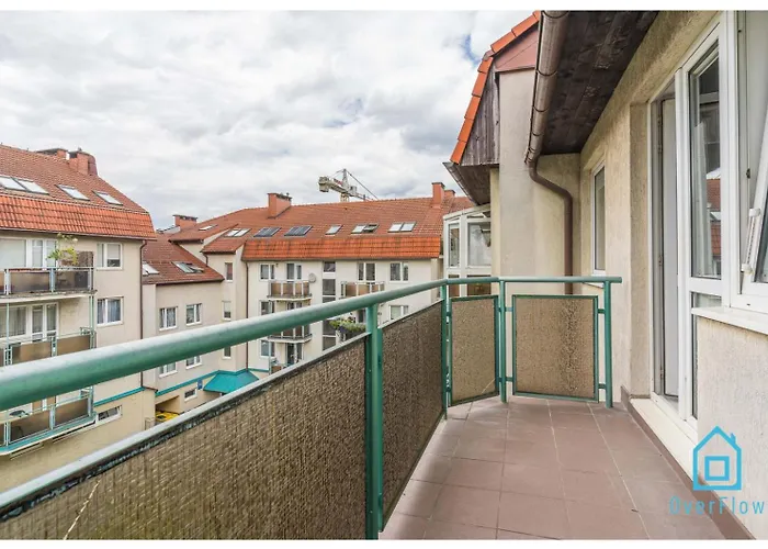 Stary Earth Homestay *